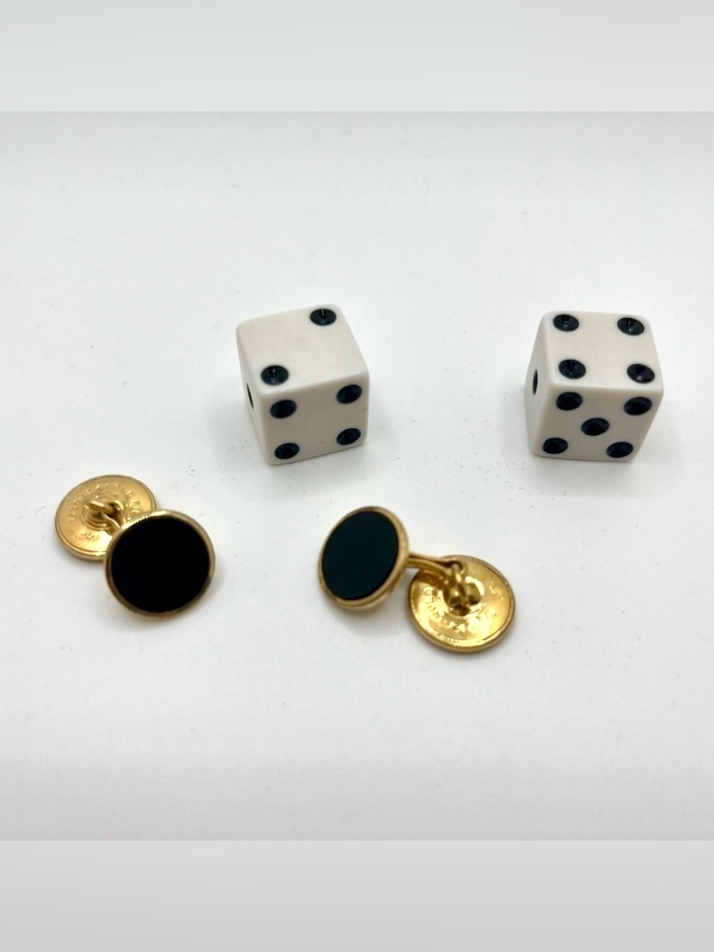 Gold and Black Round cufflinks marked 12k gold filled. Vintage 1950’s